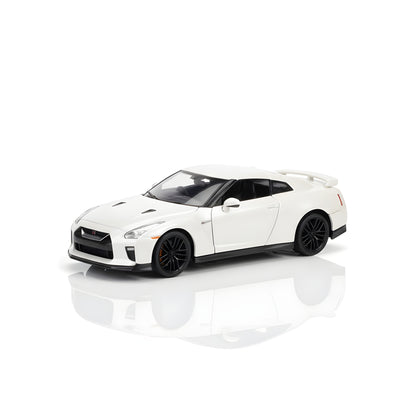 Nissan - GTR